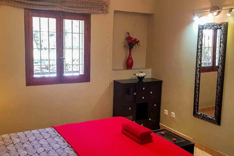 ac3cd9495eaa6d16220e5e63714bc526 - 11