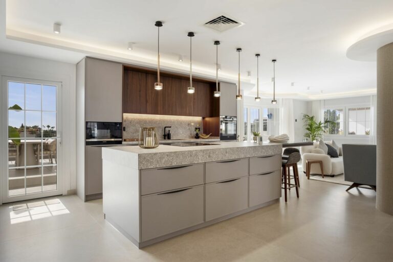 aca226cfe8f2418fee0bd8f5bfbb7388 - 3