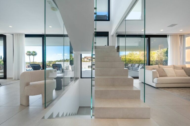 af767b7c41e363a4c08b22bebe7c90e6 - 16