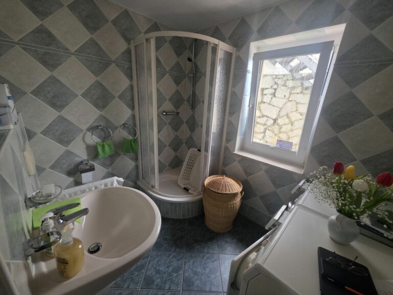 afec5bc2c2afc2e14fc7d4a867877cab - 10