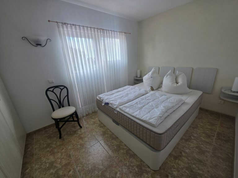 afec5bc2c2afc2e14fc7d4a867877cab - 16