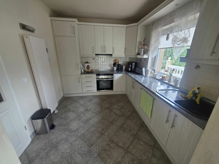 afec5bc2c2afc2e14fc7d4a867877cab - 7