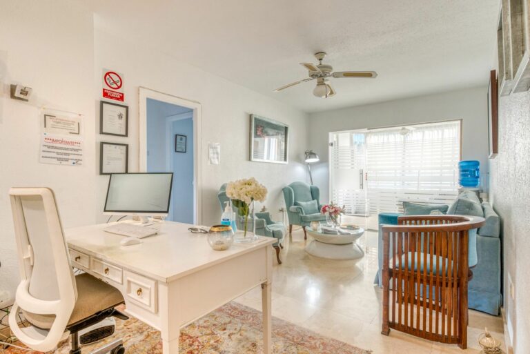 b06eaf515228b80b77e769c2f1efbb6d - 11