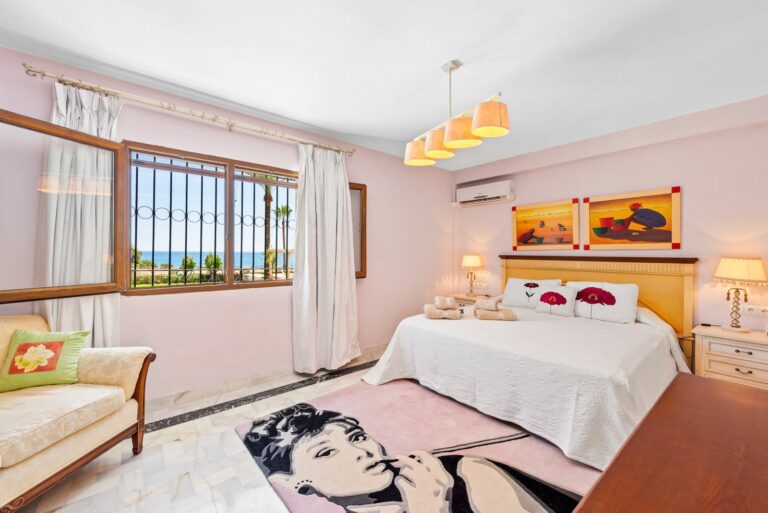 b0c6a68f9c91bb355a29a4919282975e - 11