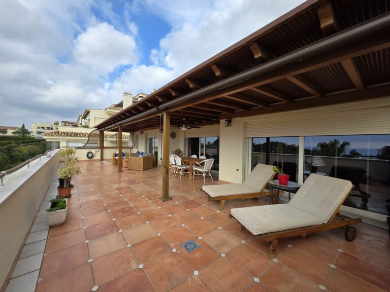 b0d9662ad9633d1947bf690330284c82 - 2