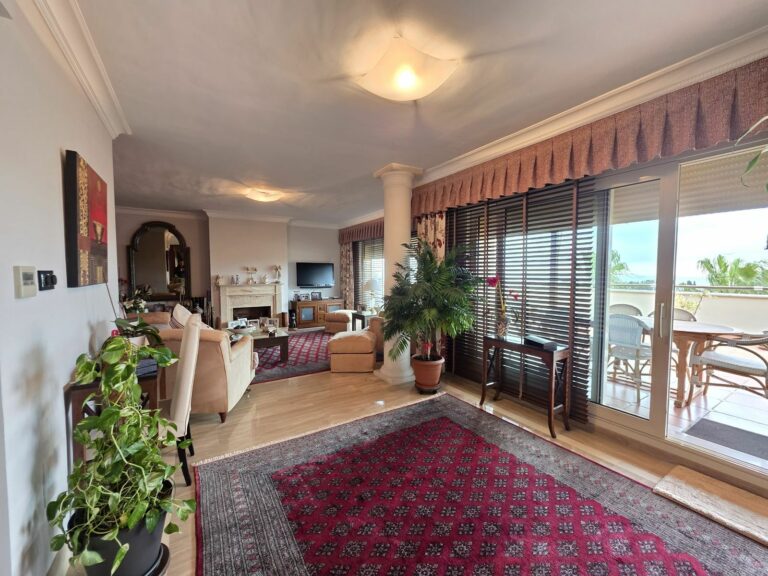 b0d9662ad9633d1947bf690330284c82 - 6