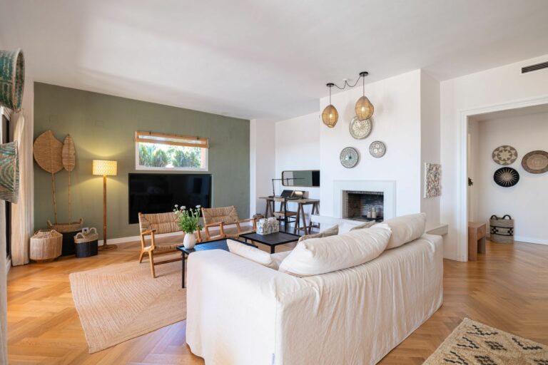 b123d57061f133e54657c4d241eb0b06 - 10