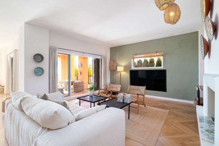 b123d57061f133e54657c4d241eb0b06 - 11