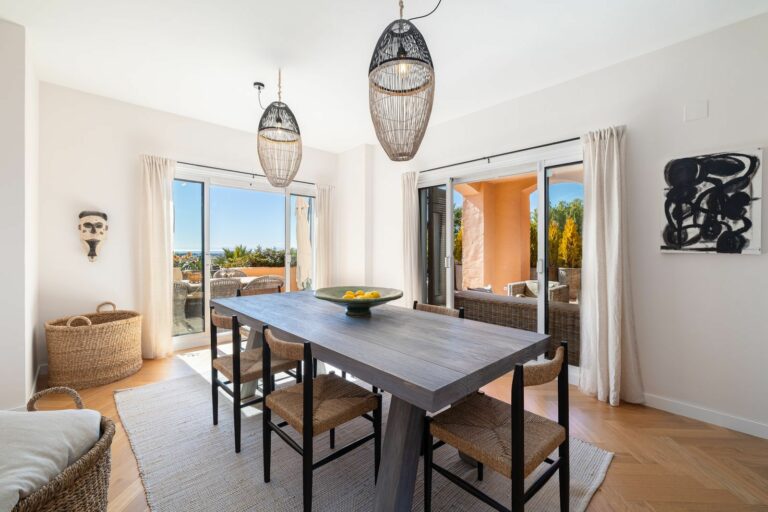 b123d57061f133e54657c4d241eb0b06 - 13