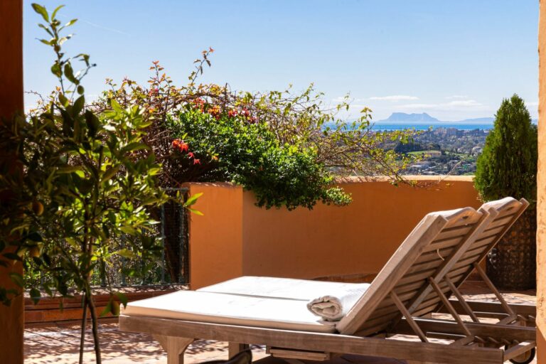 b123d57061f133e54657c4d241eb0b06 - 5