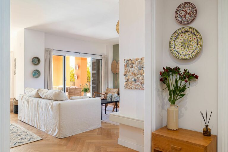 b123d57061f133e54657c4d241eb0b06 - 8