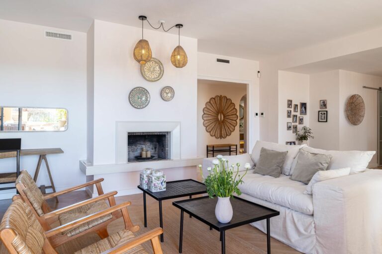 b123d57061f133e54657c4d241eb0b06 - 9