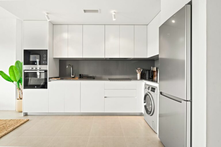 b2b0b3afd7e2dc48c808b99a72a73723 - 3