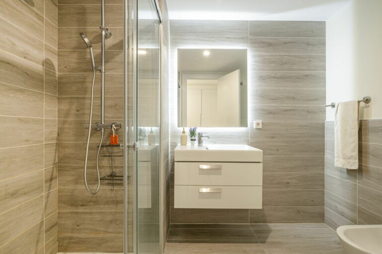 b2db6a76355ce3e2a531d77e53d11556 - 15