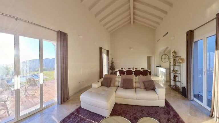 b3a6b9055e6a47e65062afe5de0cabad - 5