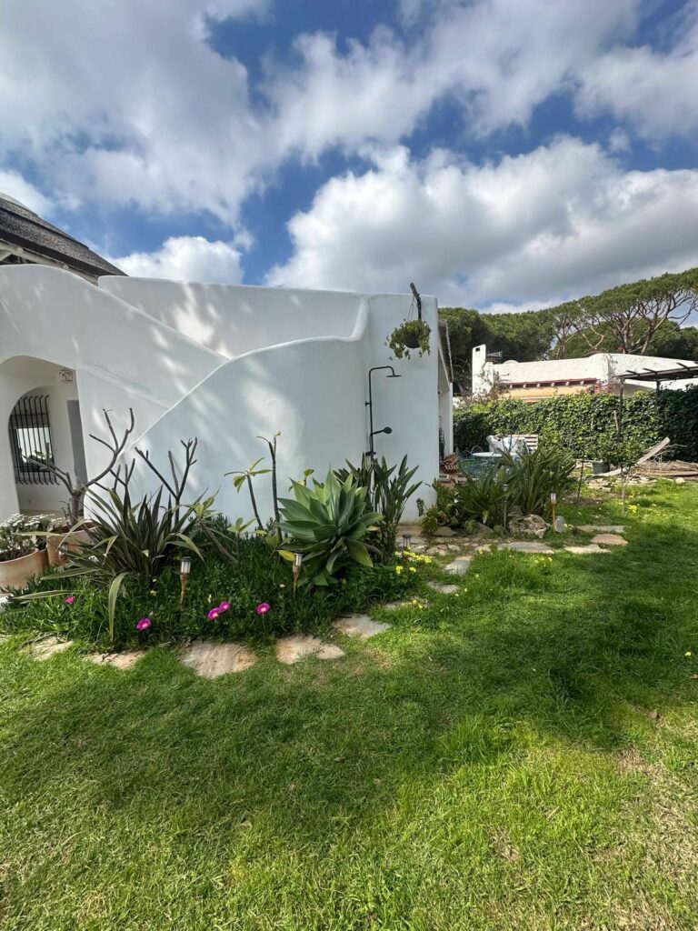 b48108fa96be0c04b48fe3eaa02a7f8f - 12