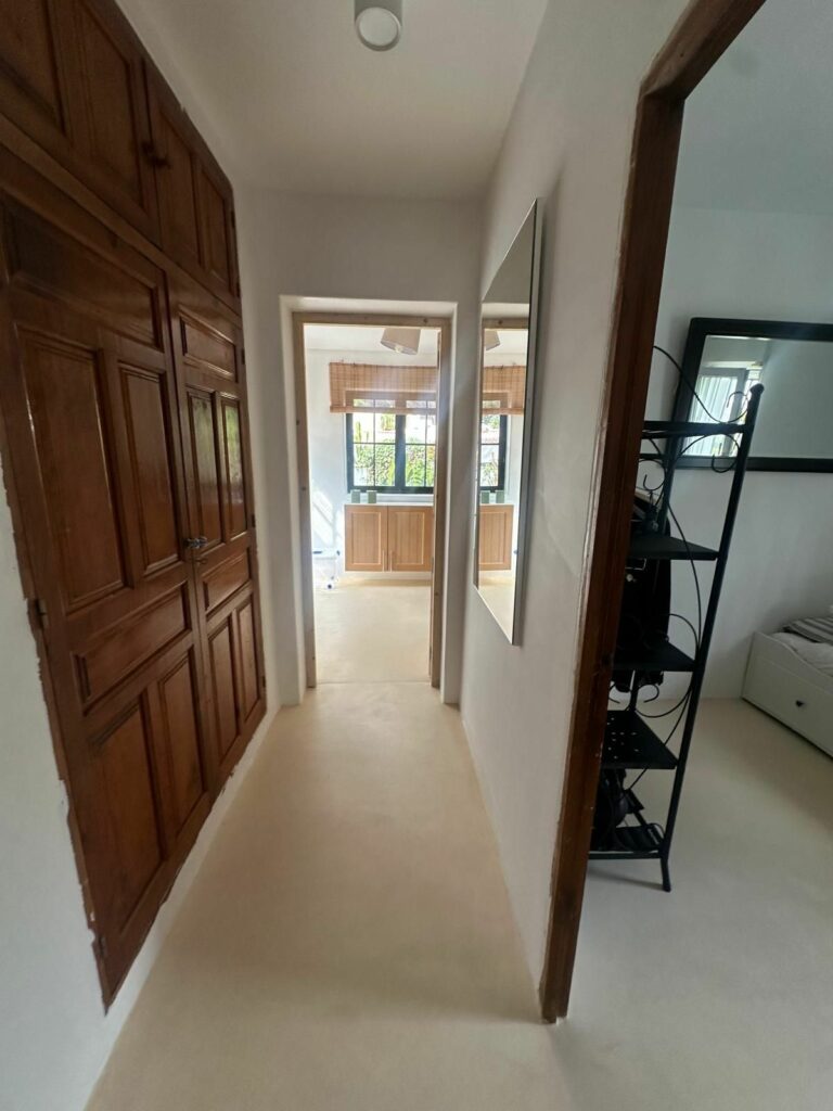 b48108fa96be0c04b48fe3eaa02a7f8f - 3