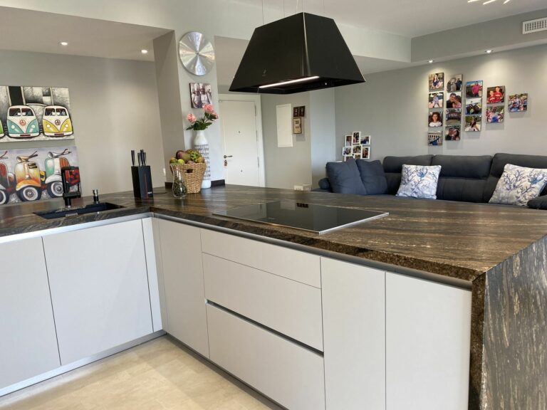 b4fcab5bcf183b0f56a270f99a1cfb94 - 10