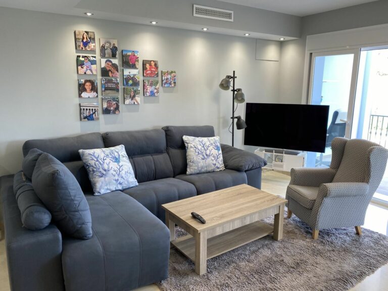 b4fcab5bcf183b0f56a270f99a1cfb94 - 4