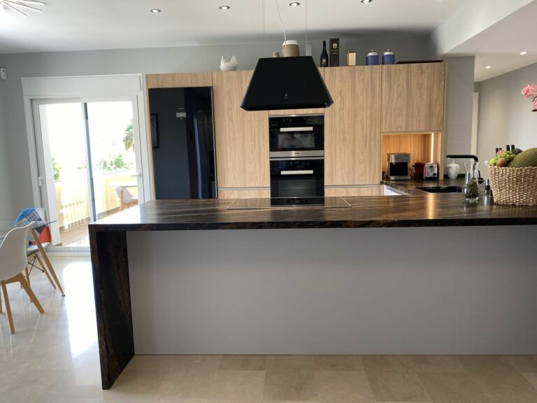 b4fcab5bcf183b0f56a270f99a1cfb94 - 9