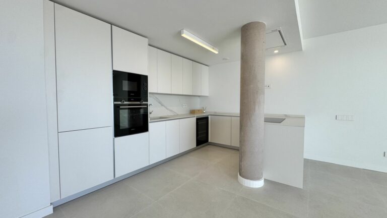 b51f3a317cc26e29fe93e407e74e6fa8 - 11