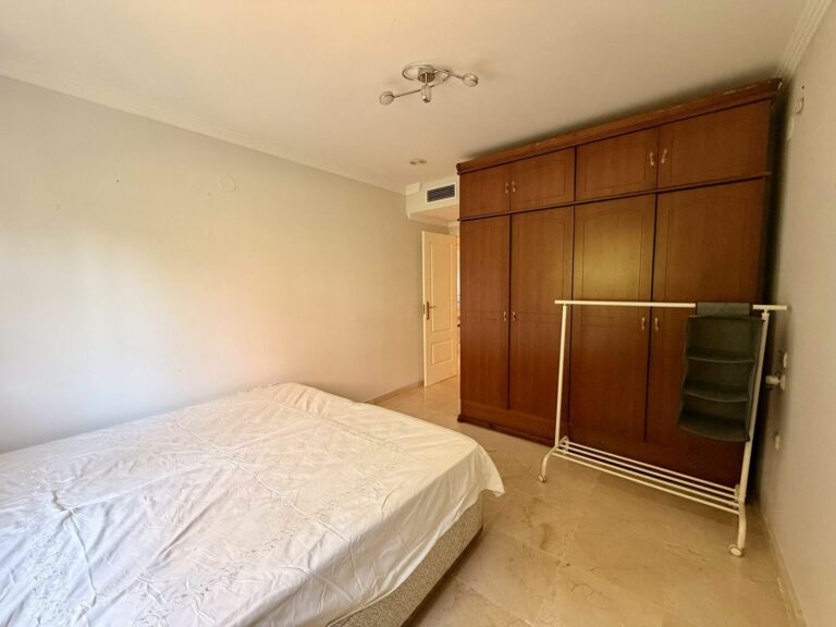 b5f1ffcbb7f8469d4be8d256d875d372 - 15