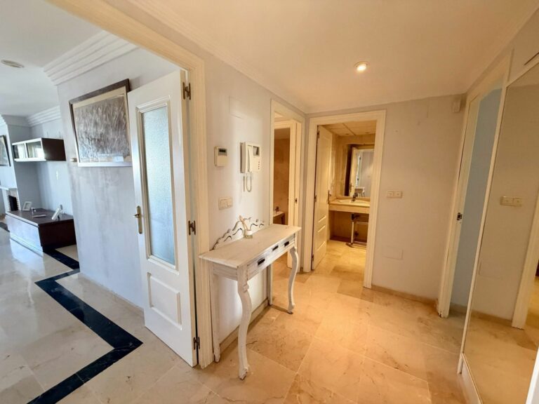 b5f1ffcbb7f8469d4be8d256d875d372 - 9