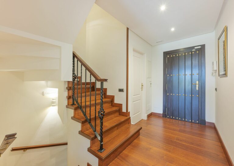 b6388f7563feed2f3cde385f001e819c - 16