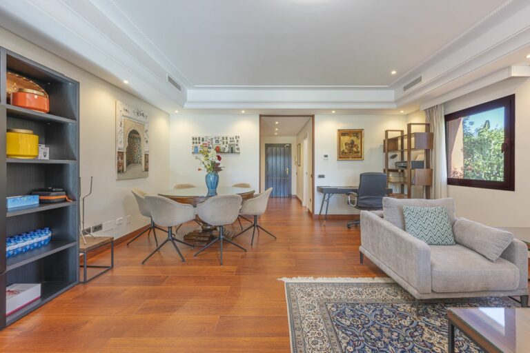 b6388f7563feed2f3cde385f001e819c - 5