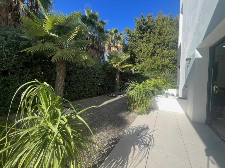 b7aa3ec437528c2f526adf2459f9859b - 15