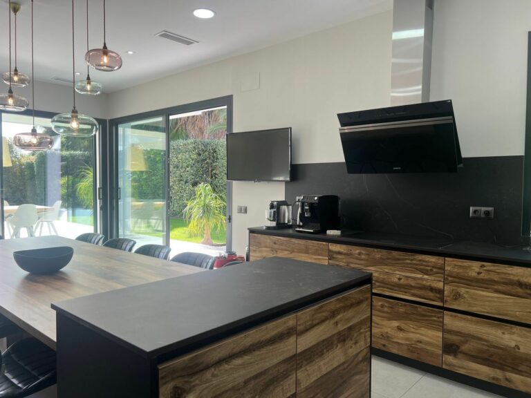 b7aa3ec437528c2f526adf2459f9859b - 9