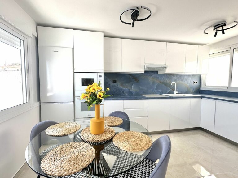 b8af2998cc7f00d93cf29222175396f1 - 10