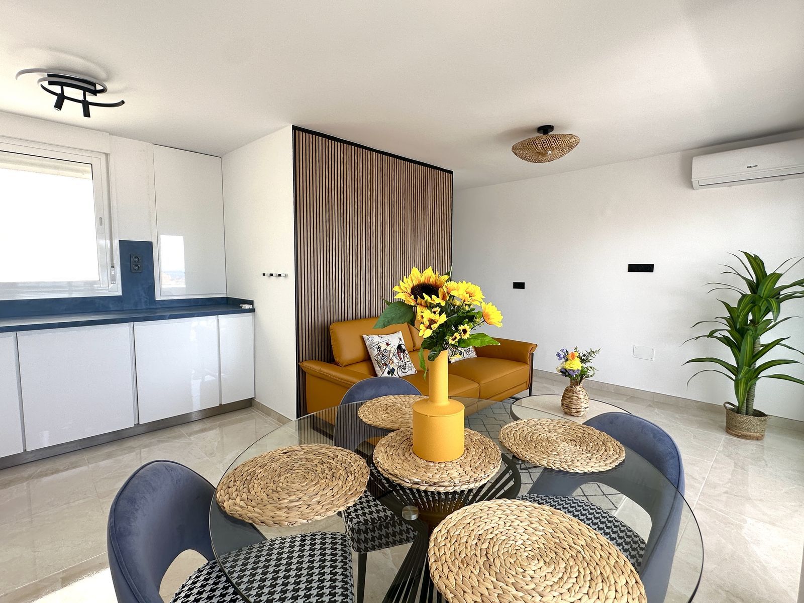 b8af2998cc7f00d93cf29222175396f1 - 9