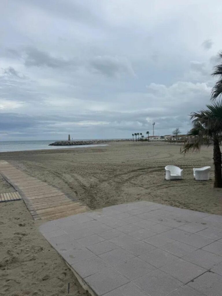 ba560a638ec4640cff7ec23077989773 - 8