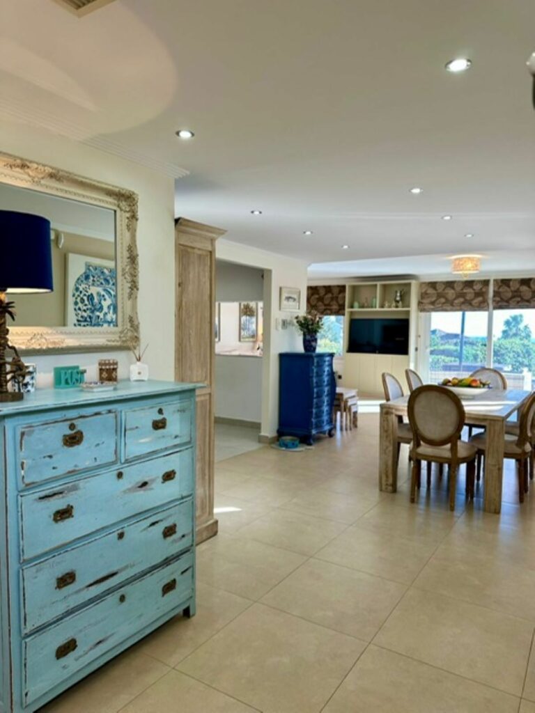 bce229de048f584a518e75783bda5956 - 11