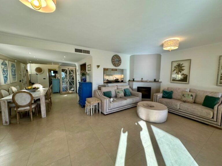 bce229de048f584a518e75783bda5956 - 9