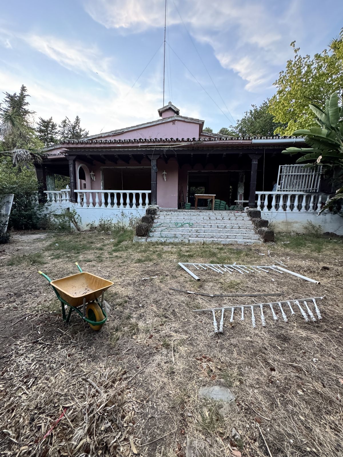 bd65aa9eb7fb9c4a956ce34205496340 - 10