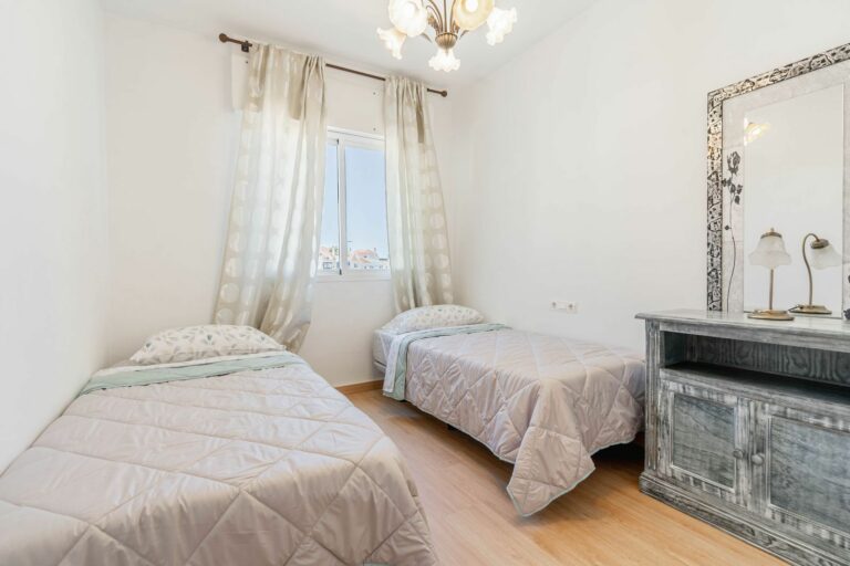 bf08c251cce5ae5c450678387845dcc8 - 11