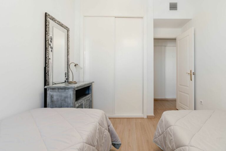 bf08c251cce5ae5c450678387845dcc8 - 12