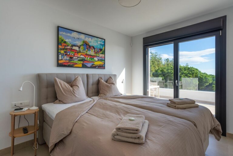 bf5e87f7c91acd1c24451586d23a560e - 11