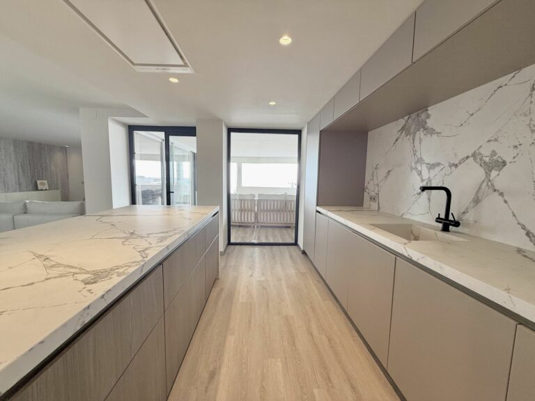 c1a43d56ba22890b475ef366521ef800 - 7