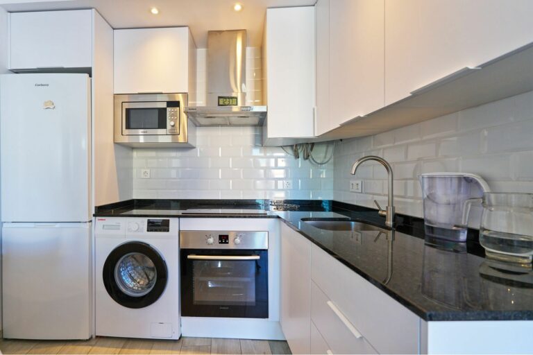 c25cb5c4000c9edc74f4b1583b5f9831 - 2