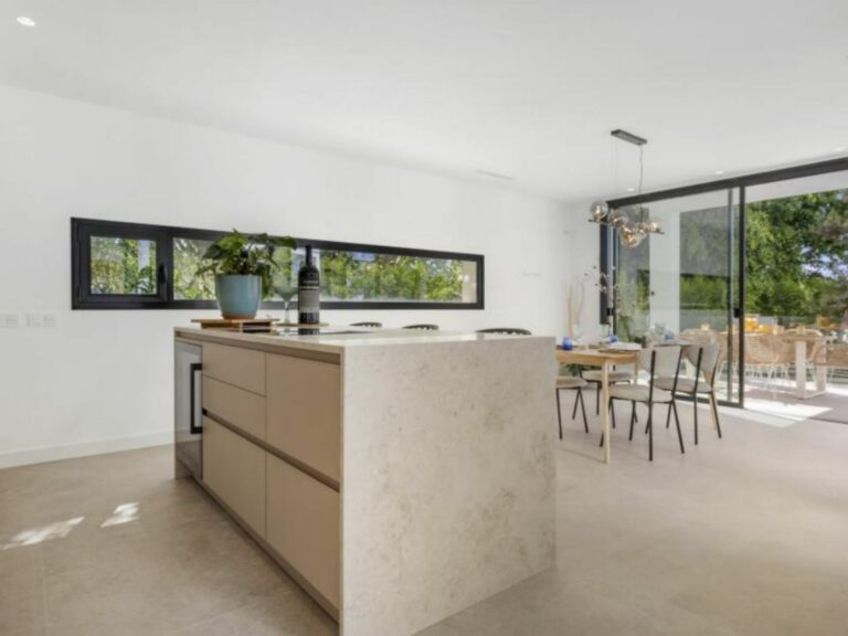 c317ed6cfc8e0590ef9ad3988147e4bc - 11