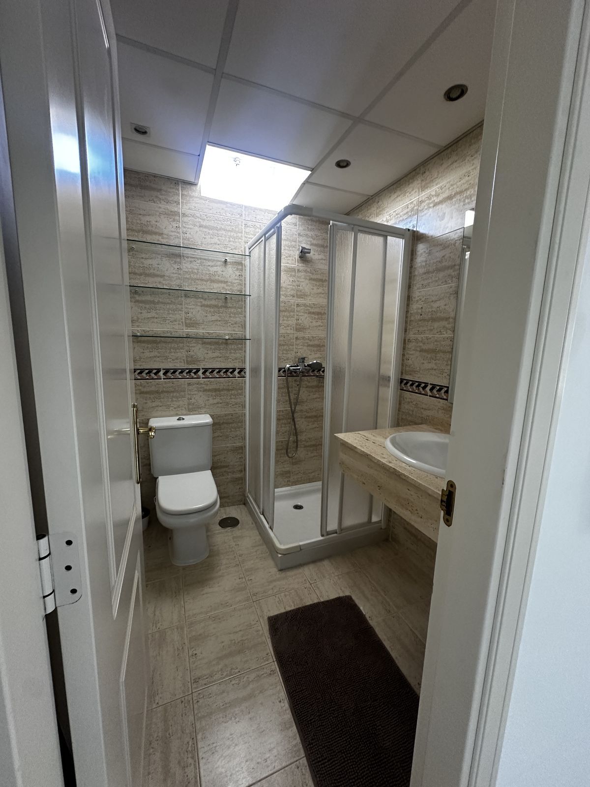 c3370e289cf301ff51156dd314fe9636 - 15