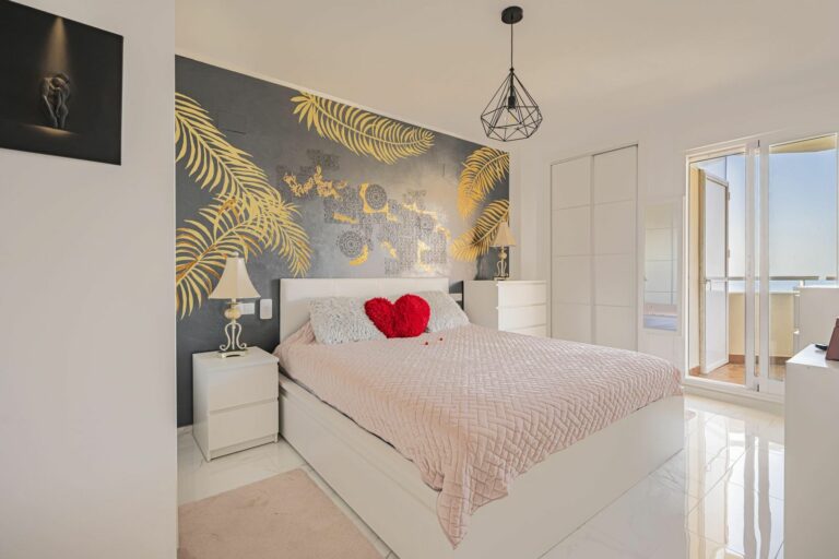 c3da6f29a4c6653d4c340e95afeee60a - 10