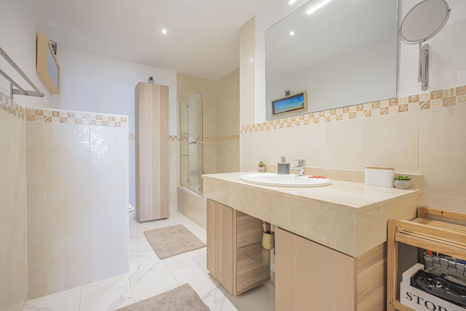 c3da6f29a4c6653d4c340e95afeee60a - 11