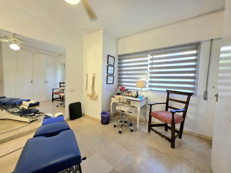 c42bdbc05e56d548c96b15e983f3d6e3 - 8