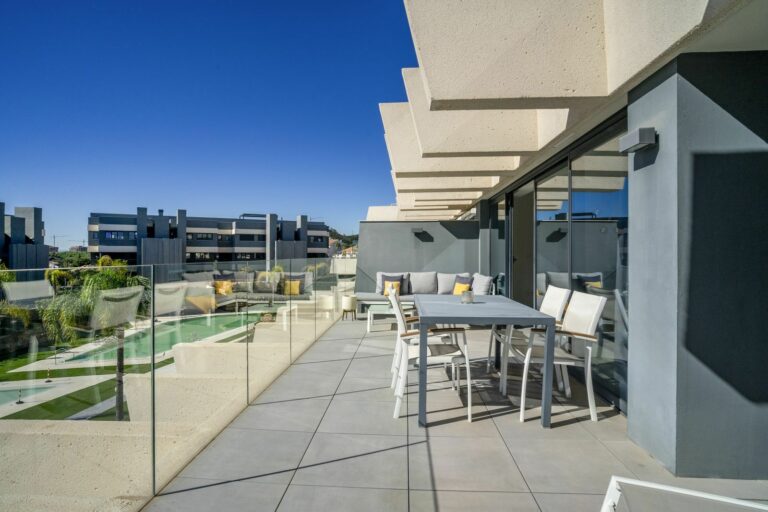 c5817ac37d708b8313369acbbd50179d - 1