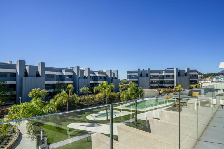 c5817ac37d708b8313369acbbd50179d - 5