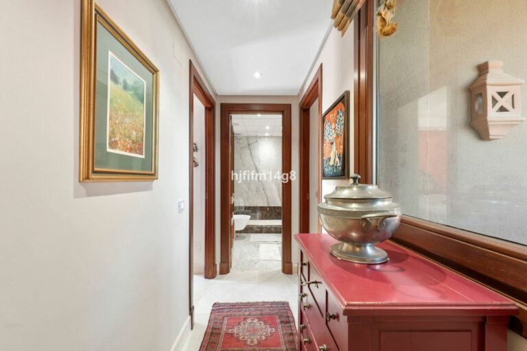 c5e643f7c144c6f4093de167b8f0258d - 15